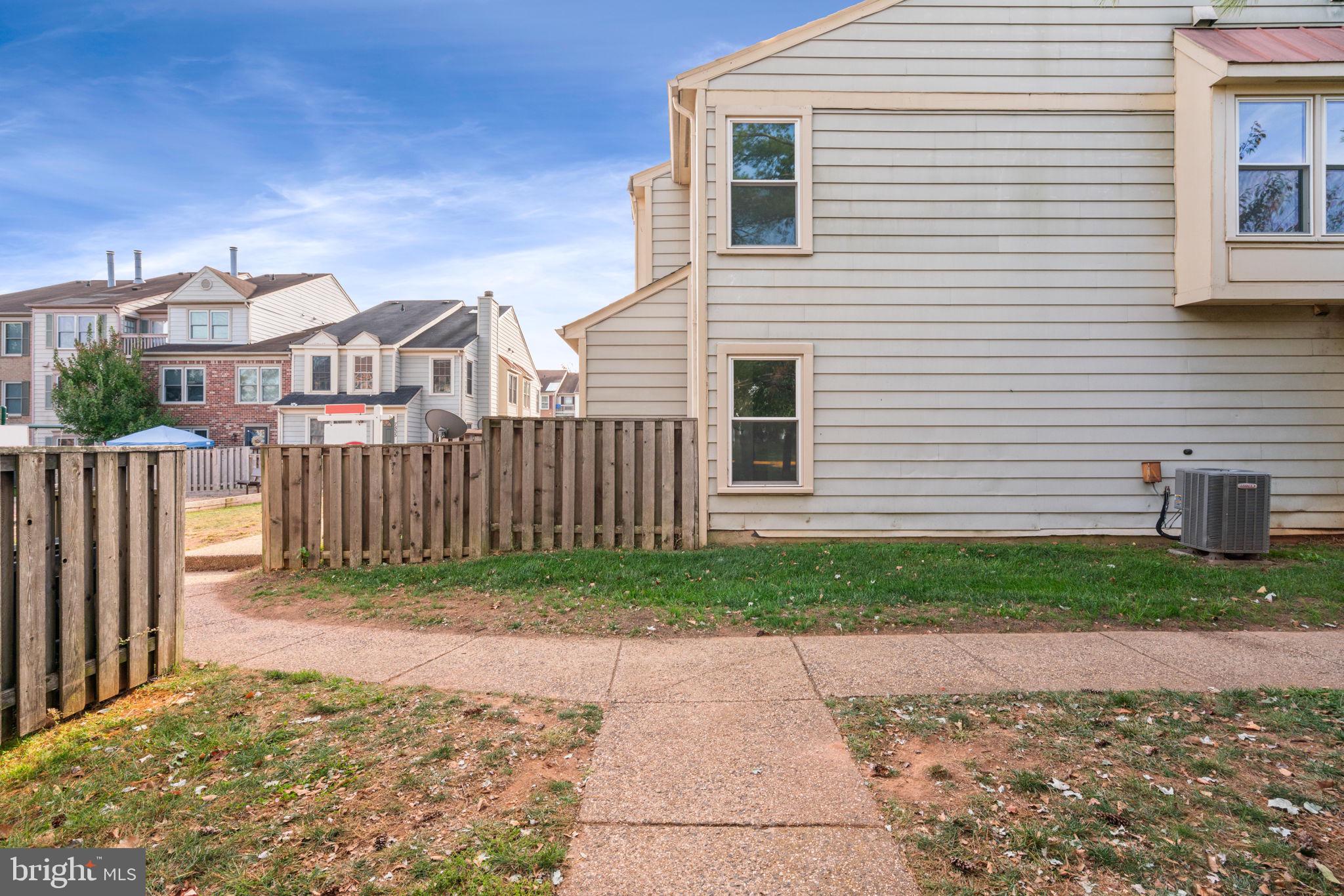 7513 Belle Grae Dr