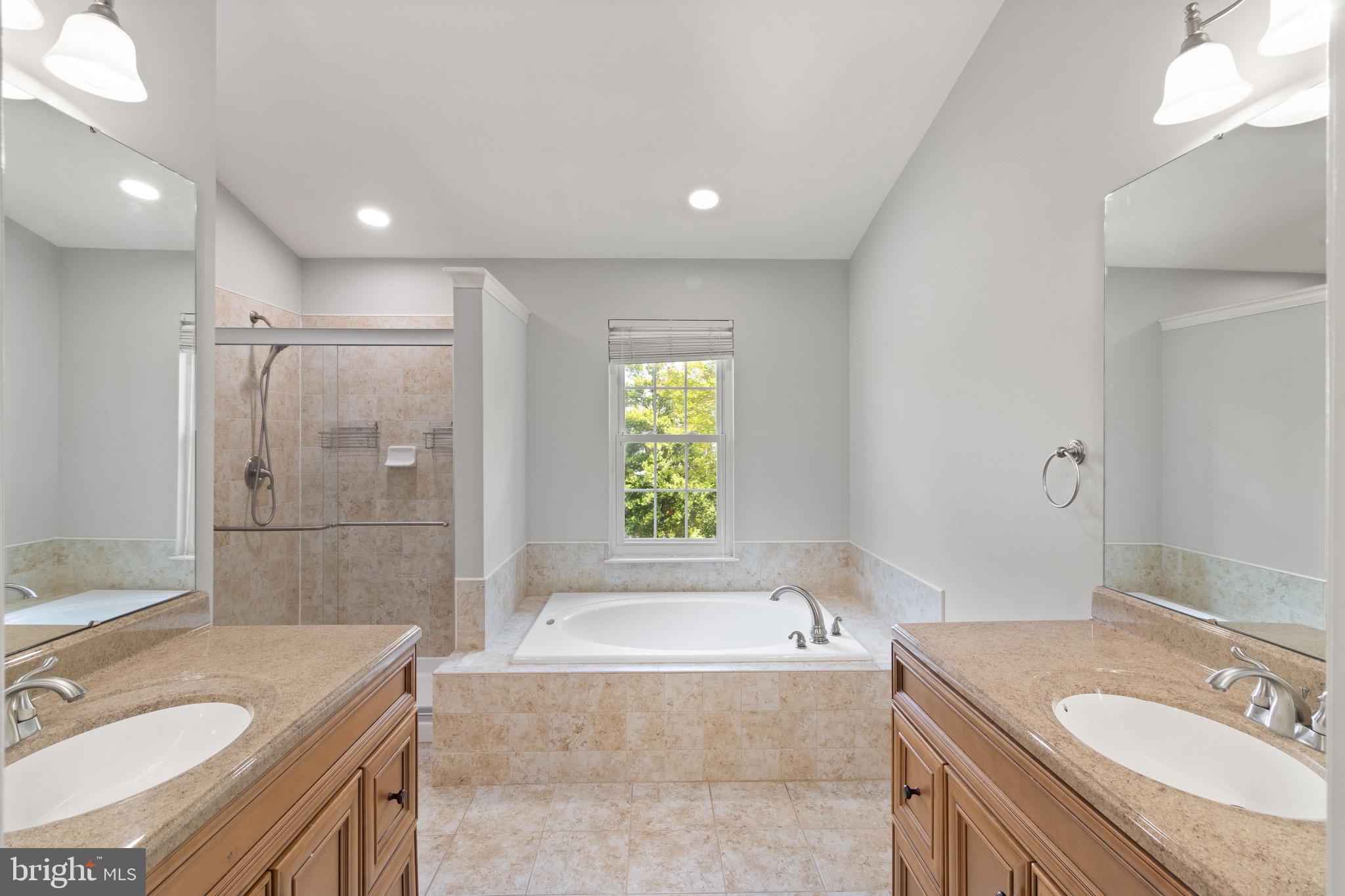 14798 Greenhill Crossing Dr