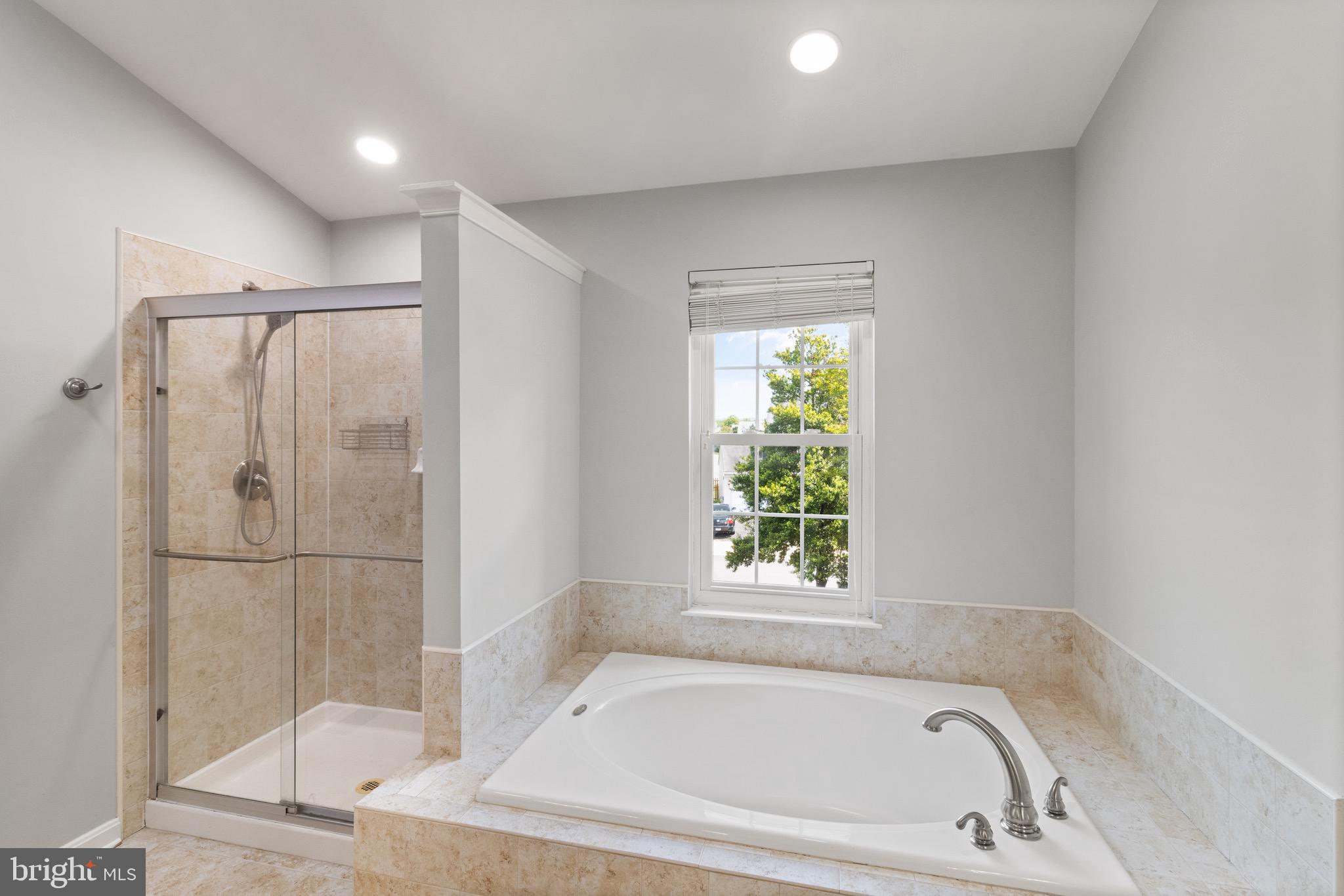 14798 Greenhill Crossing Dr