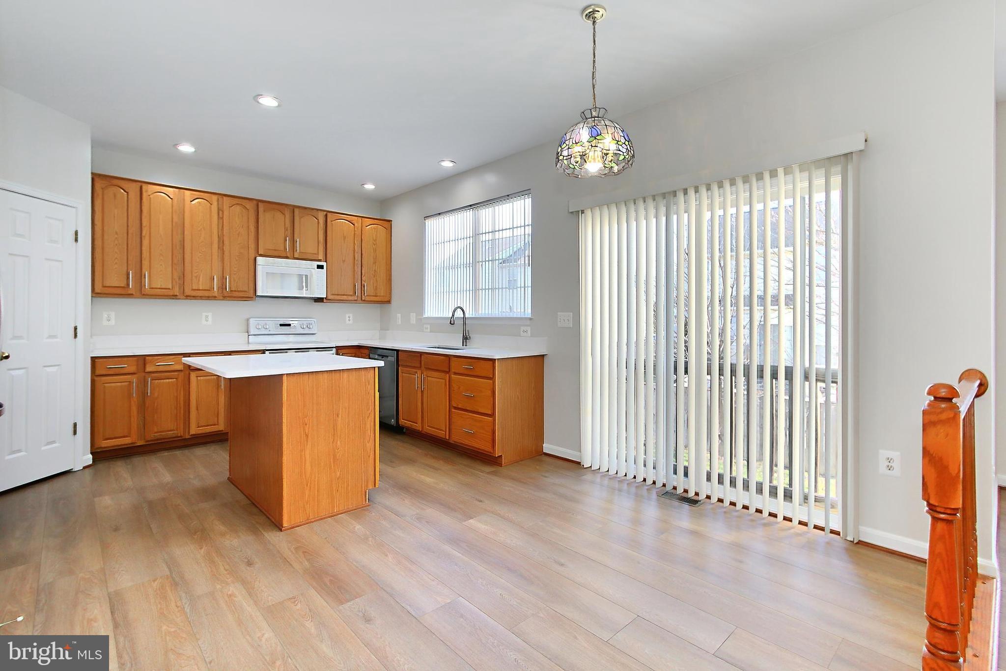 10242 Picturesque Ct