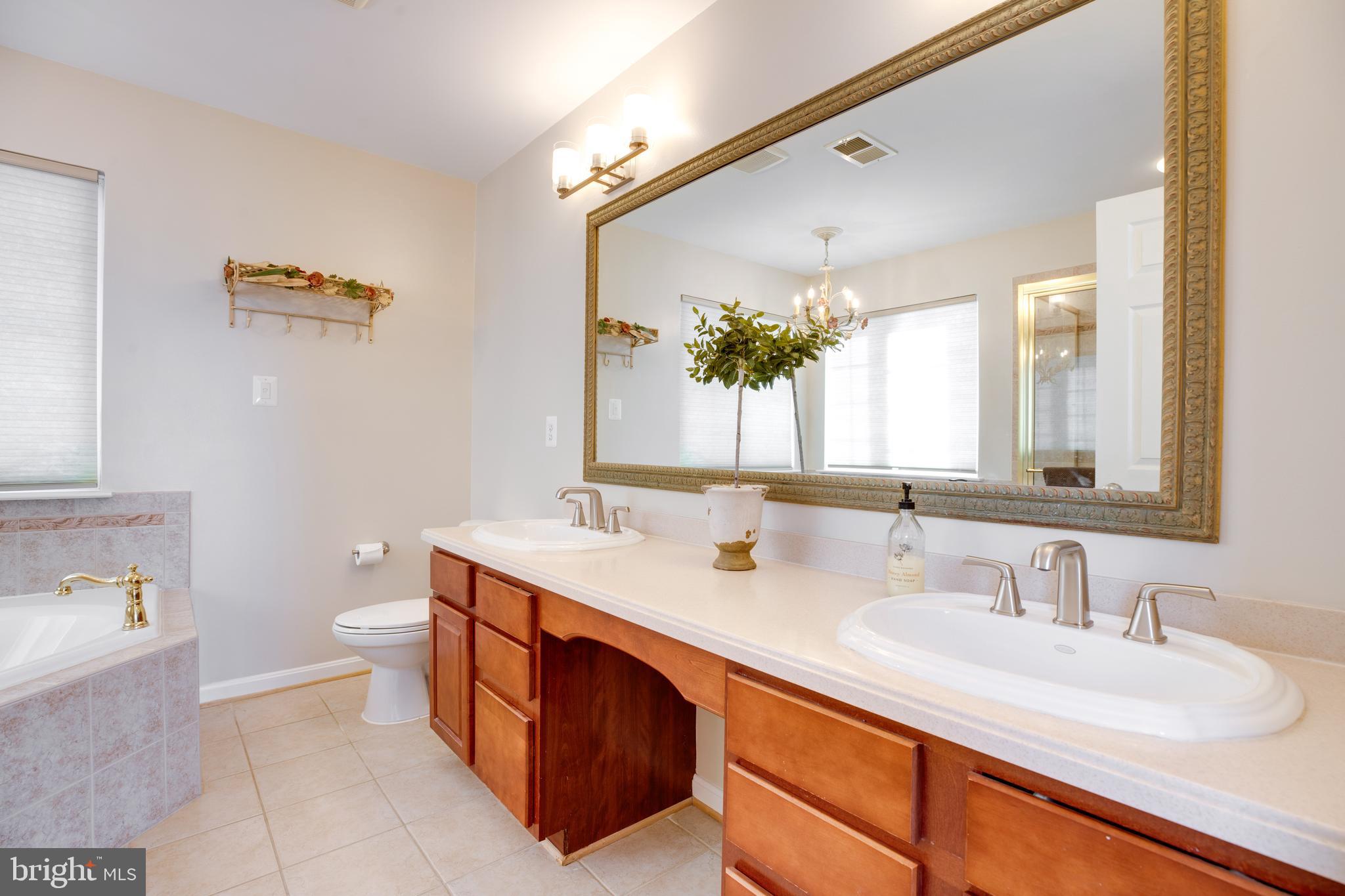 12508 Maiden Creek Ct