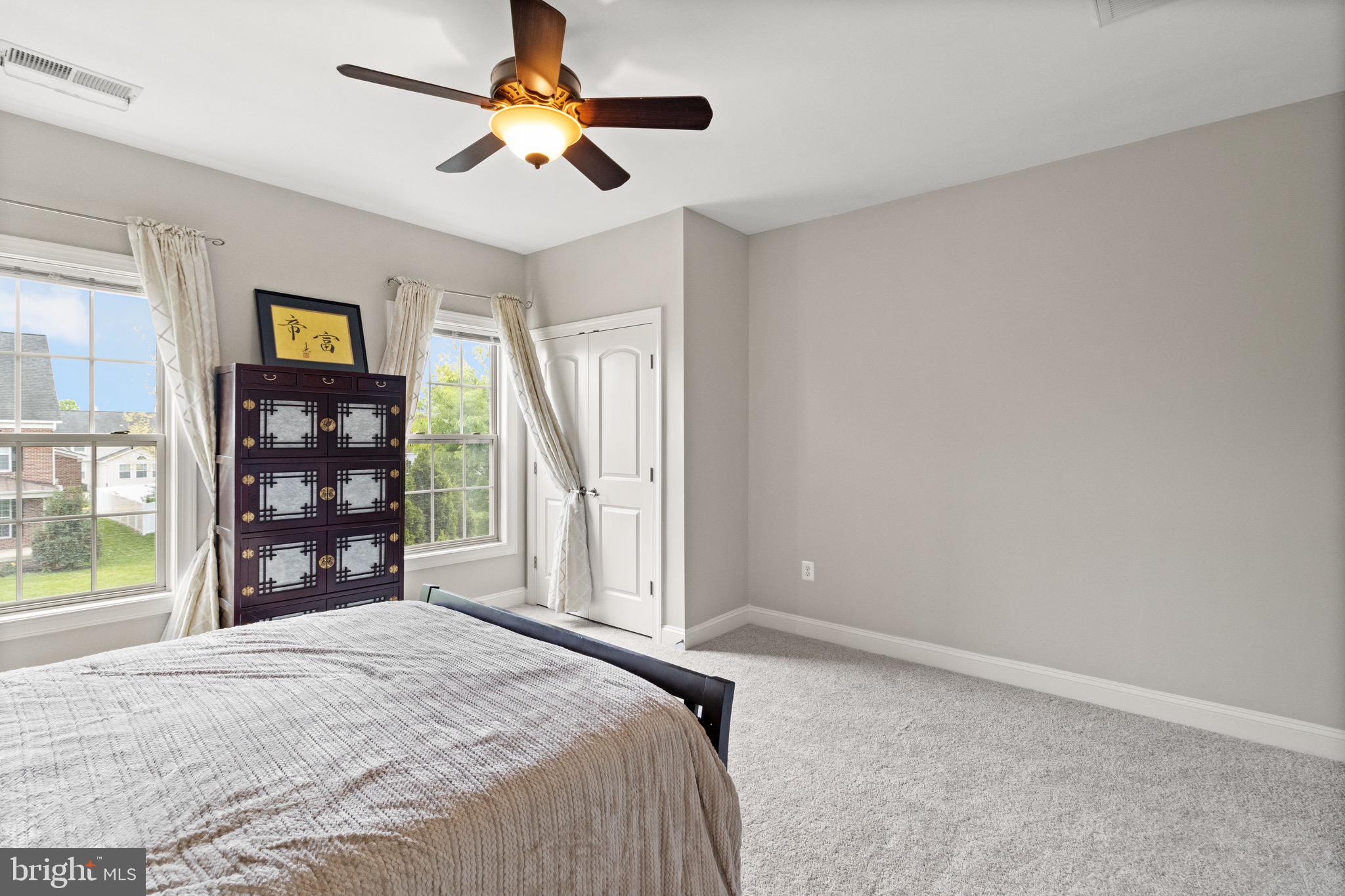 2196 Port Potomac Ave