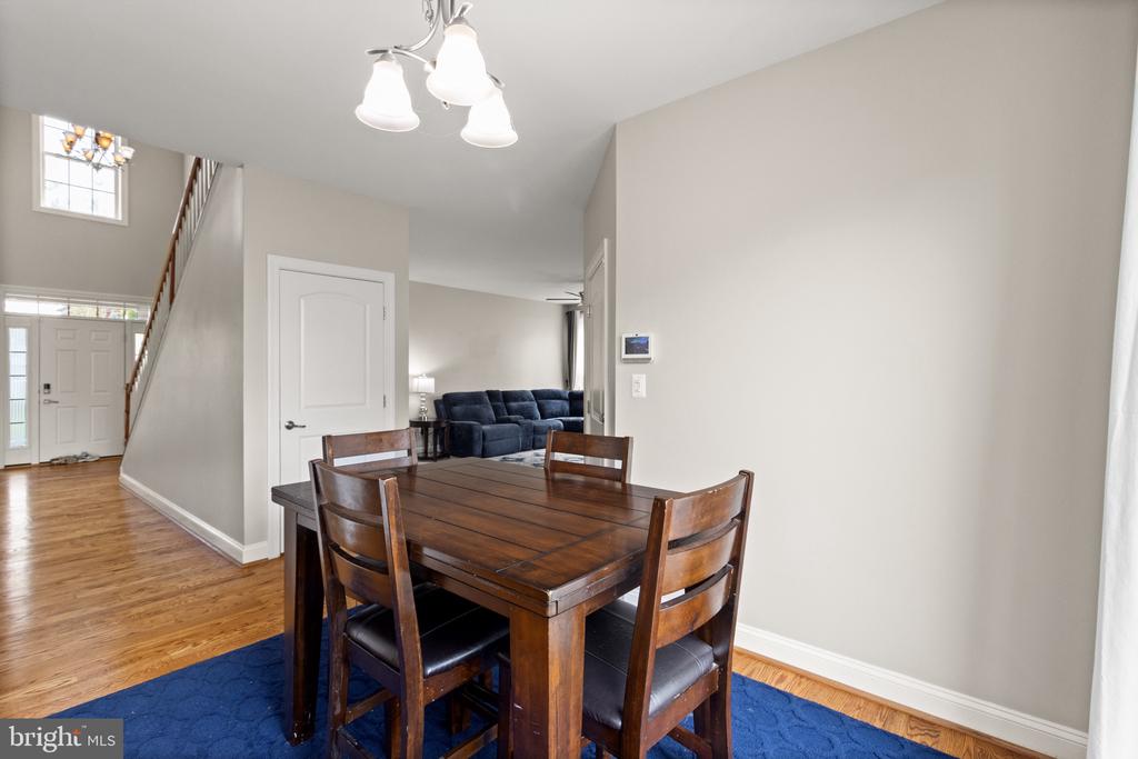 2196 Port Potomac Ave