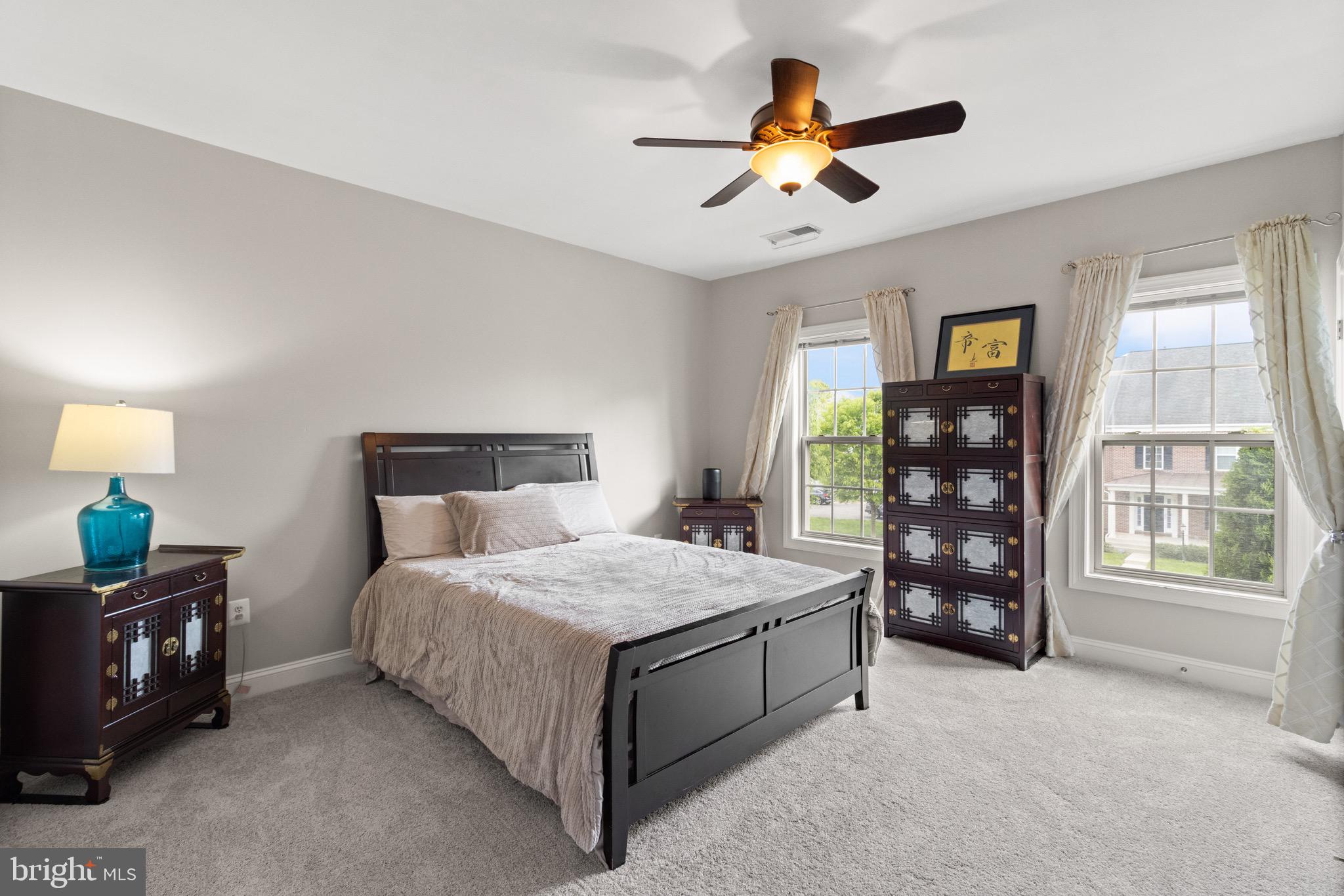 2196 Port Potomac Ave