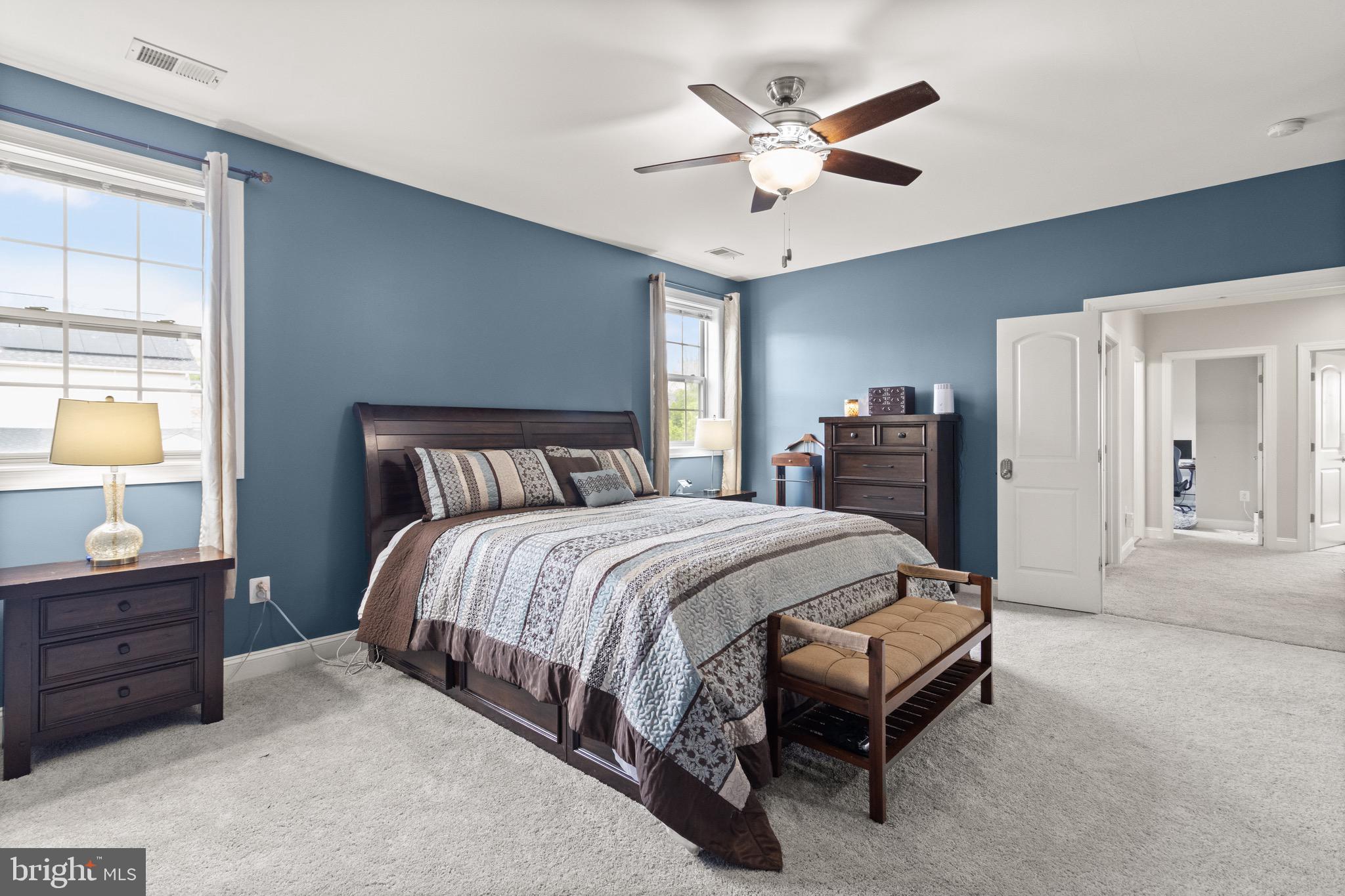 2196 Port Potomac Ave