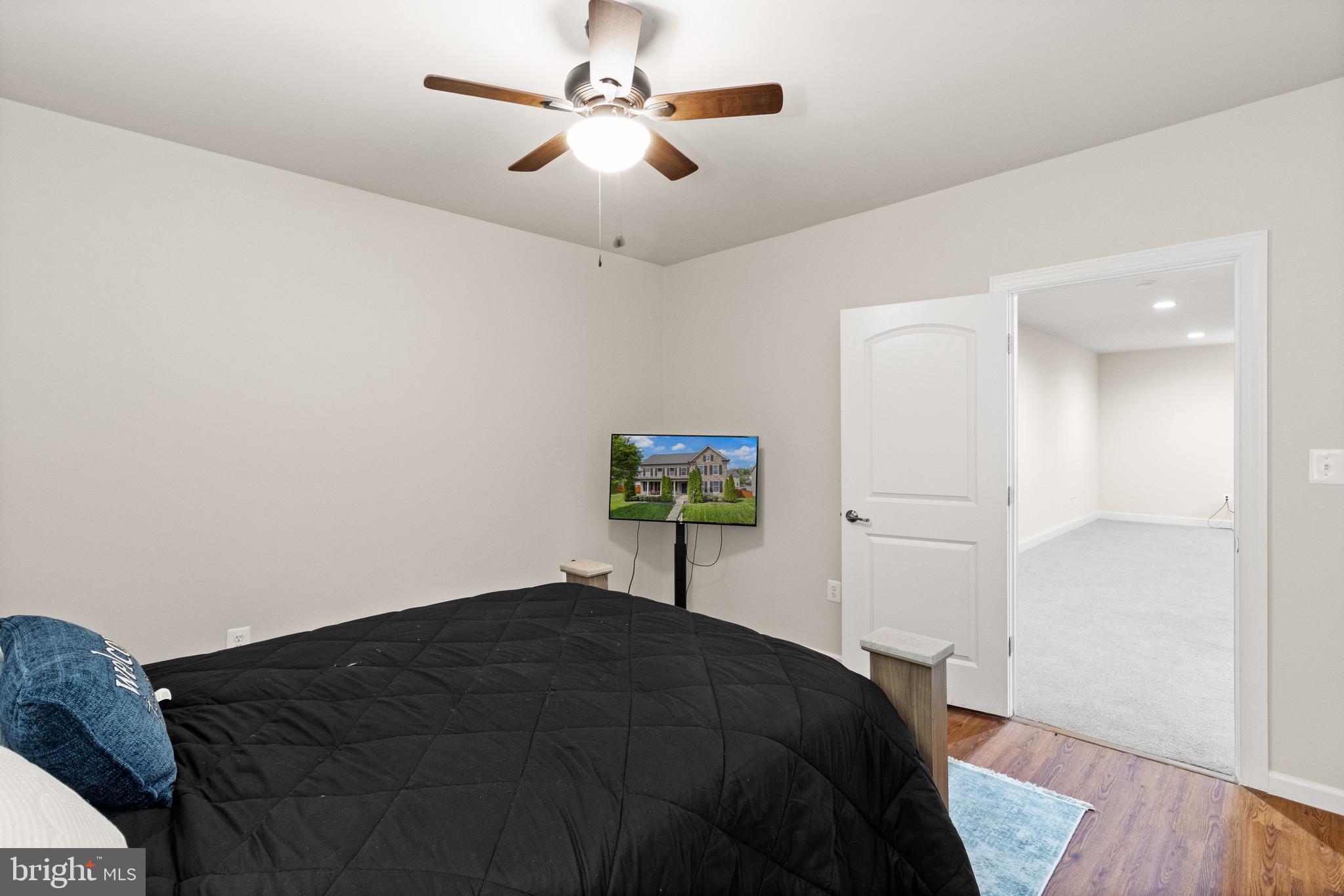 2196 Port Potomac Ave