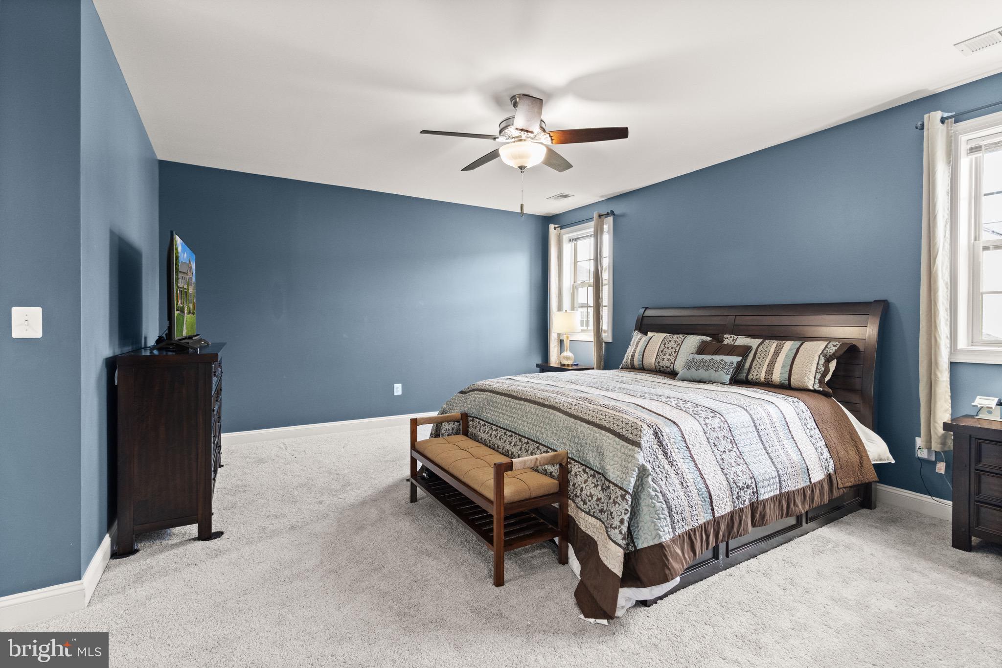 2196 Port Potomac Ave