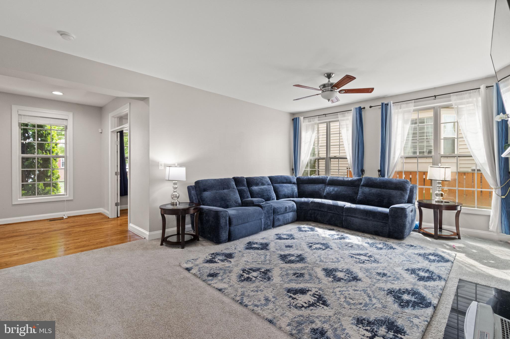 2196 Port Potomac Ave