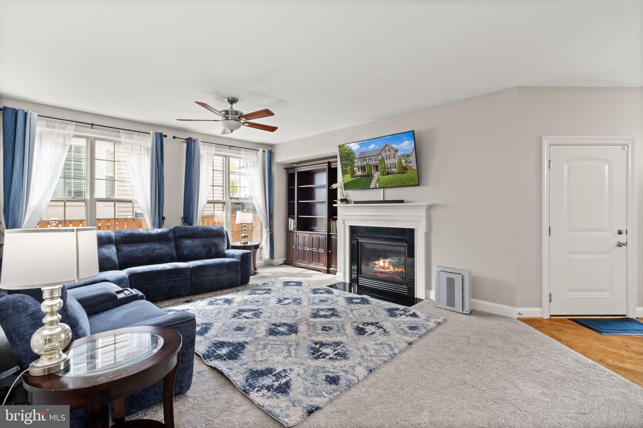 2196 Port Potomac Ave