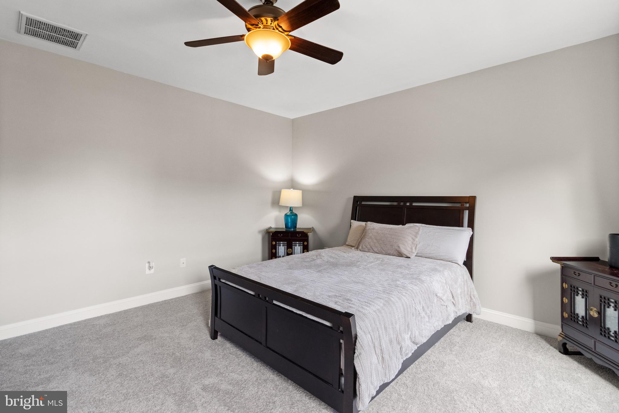 2196 Port Potomac Ave