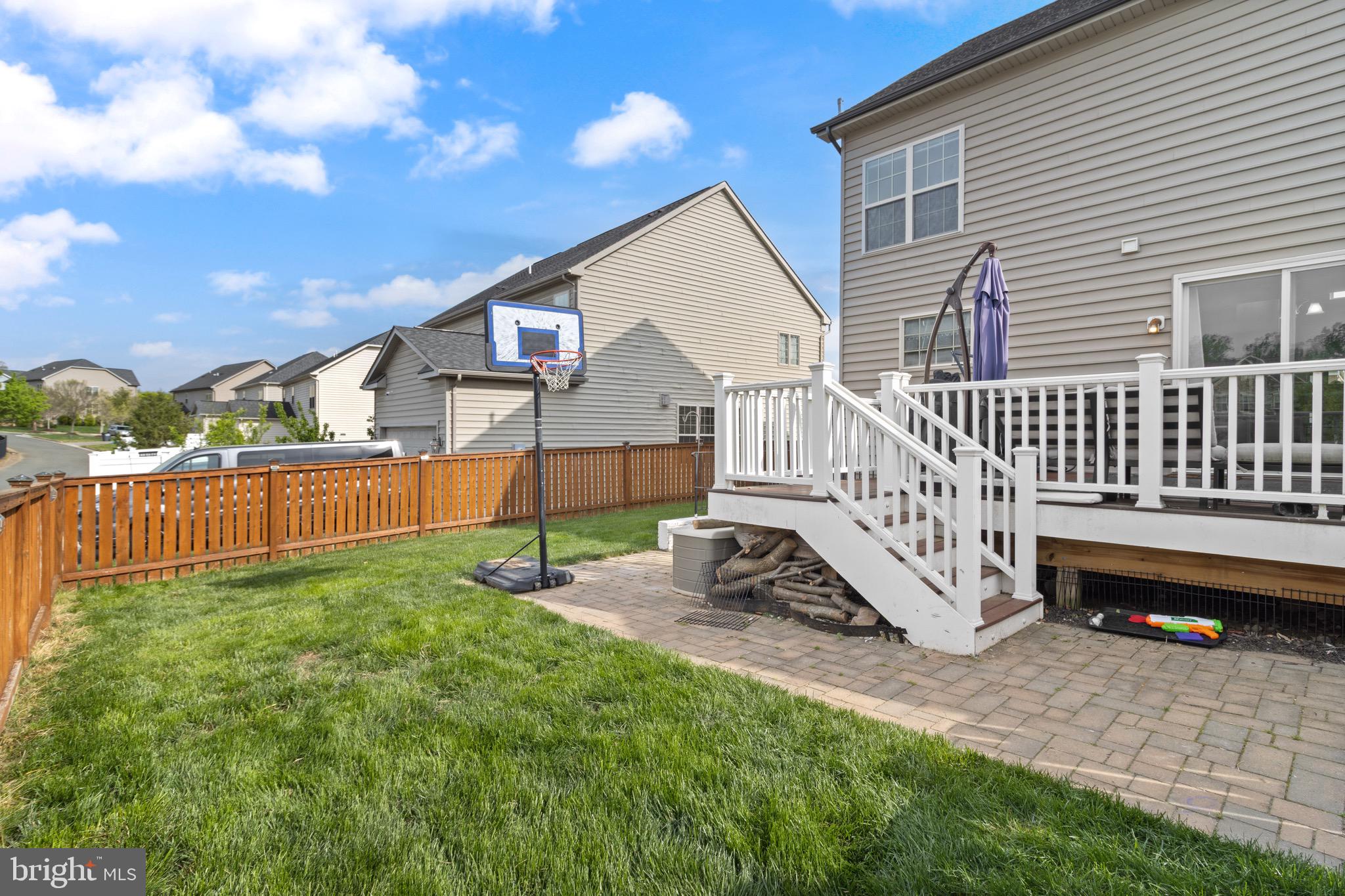 2196 Port Potomac Ave