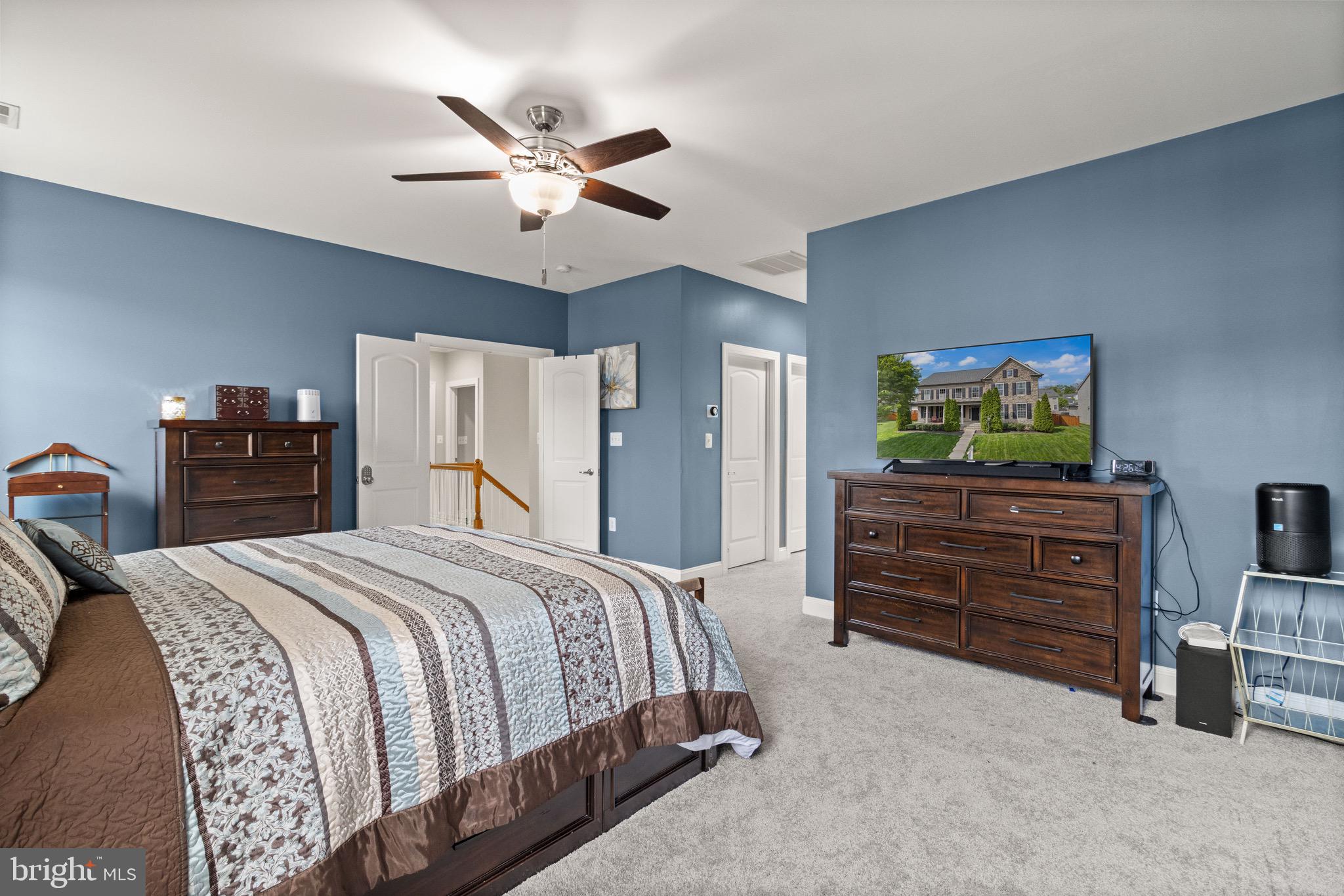 2196 Port Potomac Ave