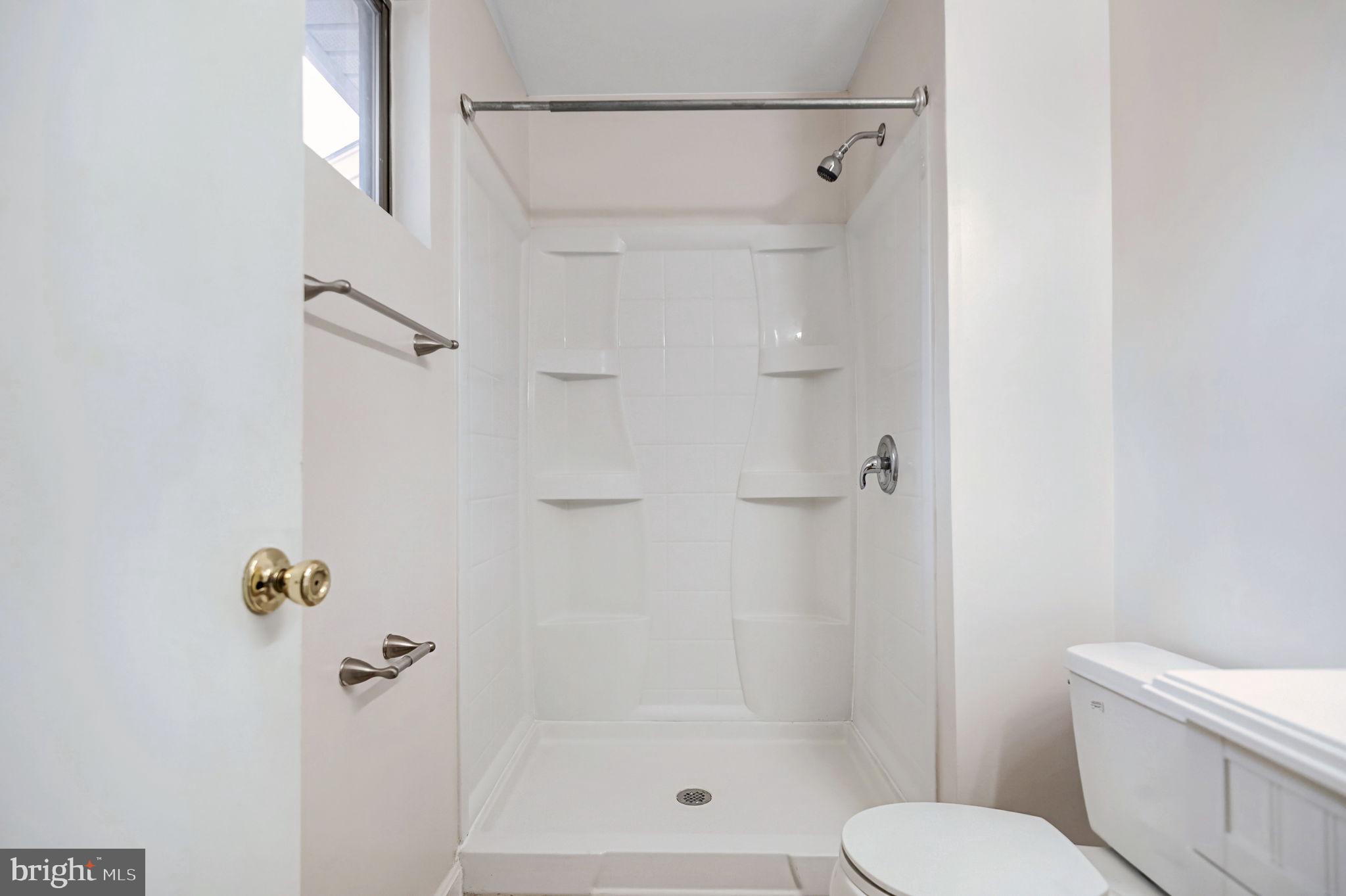 15369 Grist Mill Ter