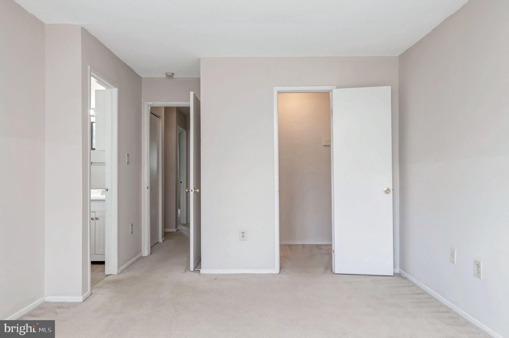 15369 Grist Mill Ter