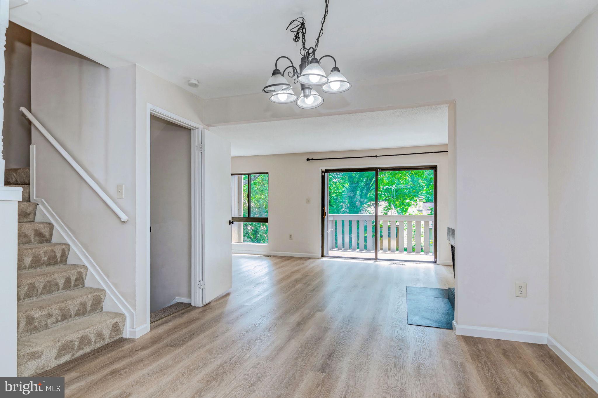 15369 Grist Mill Ter