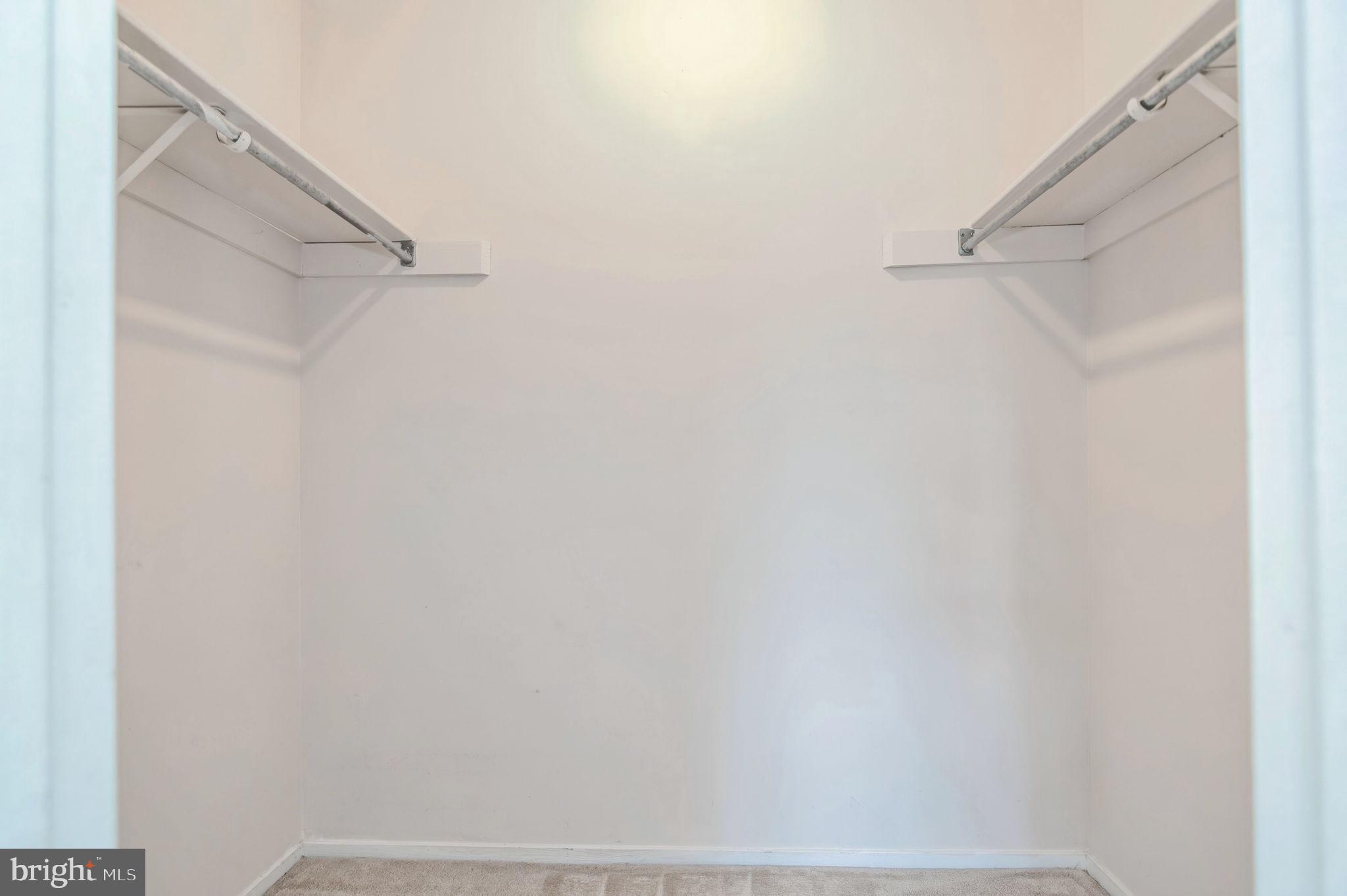 15369 Grist Mill Ter