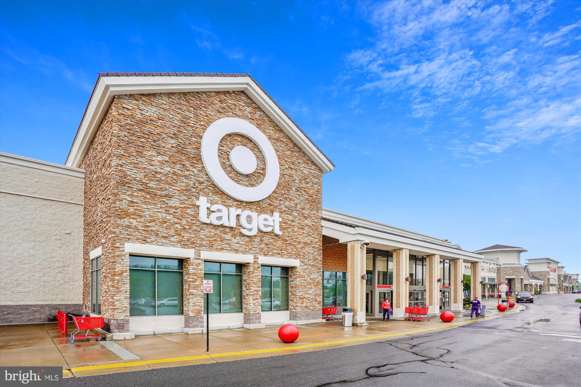 14495 WHISPERWOOD COURT