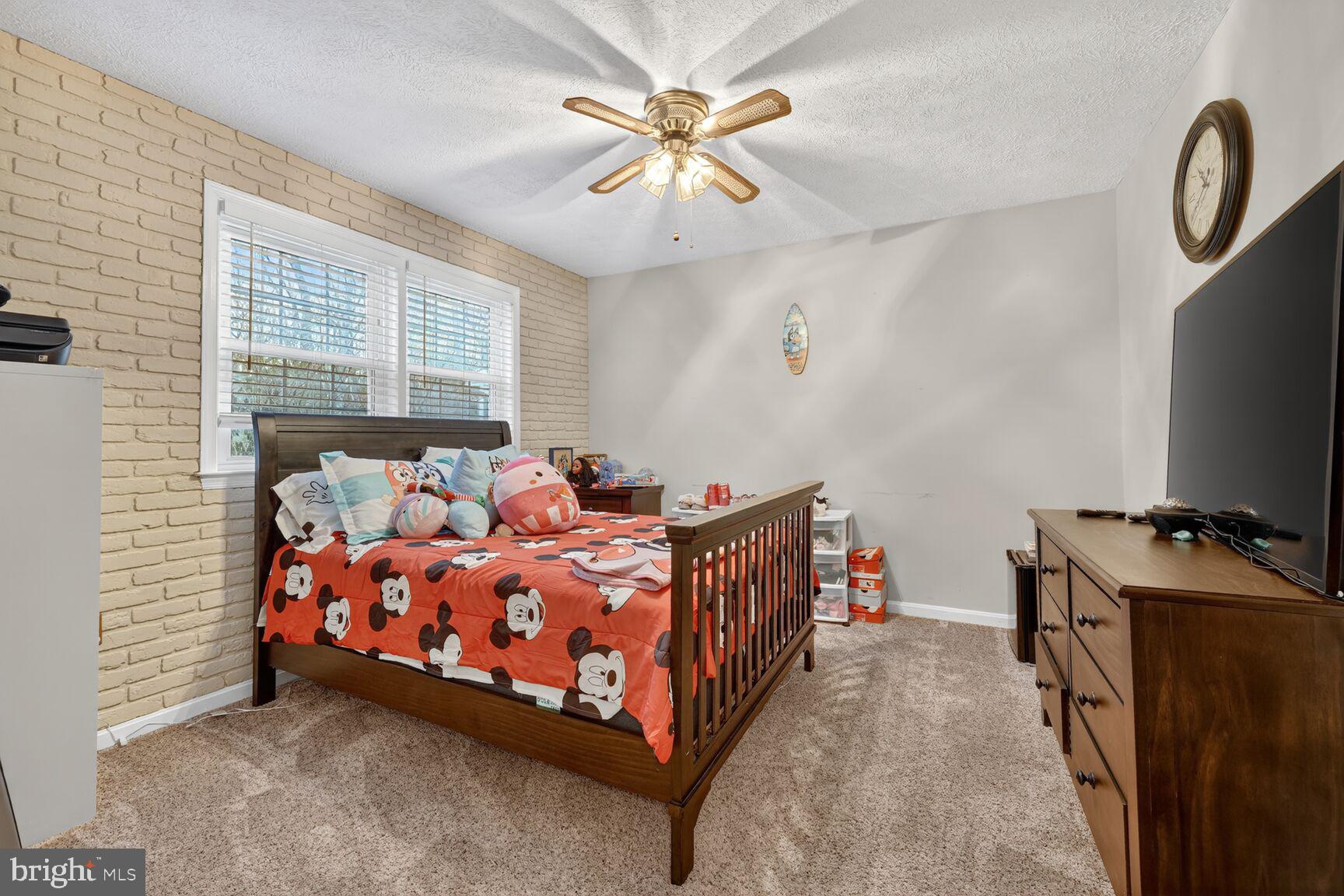 16219 SUNNY KNOLL DRIVE