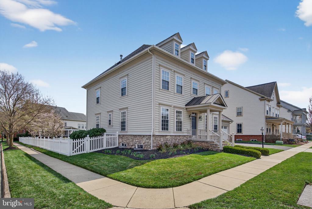11995 GENERAL COOKE DRIVE