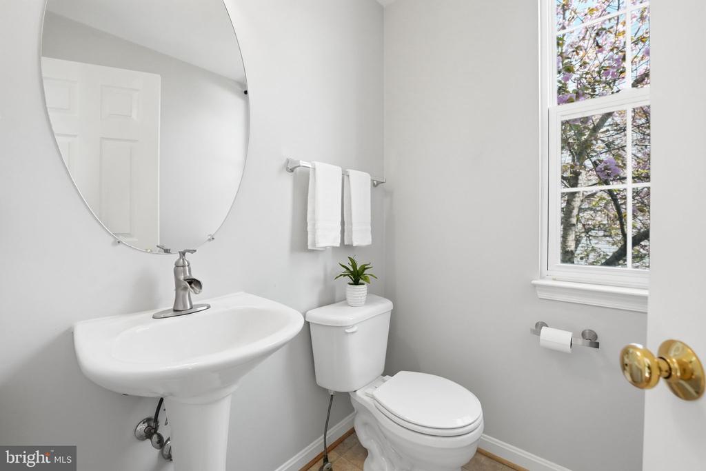 13224 DALDOWNIE COURT