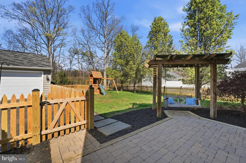 13224 DALDOWNIE COURT