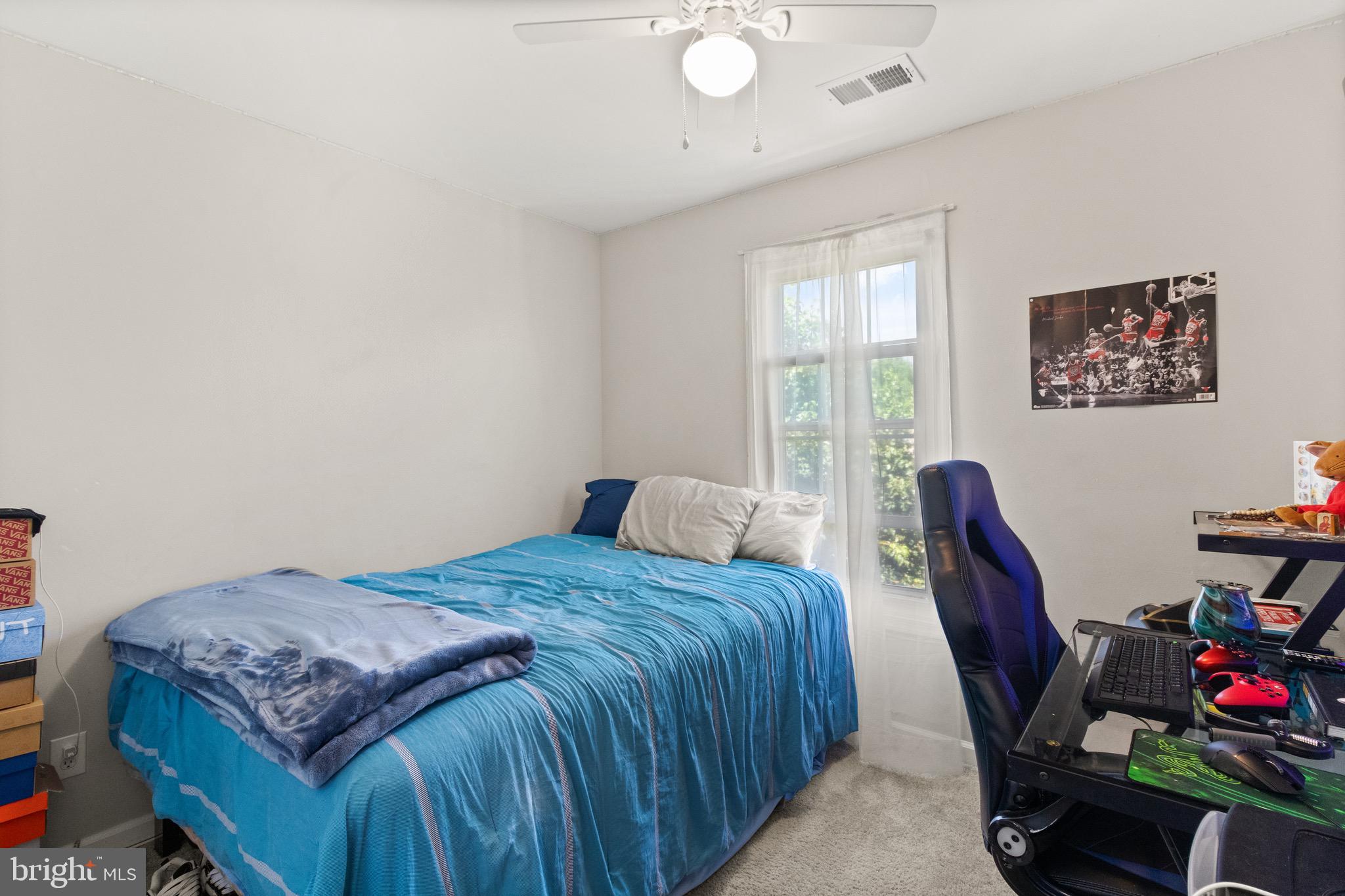 106 Harrogate Rd