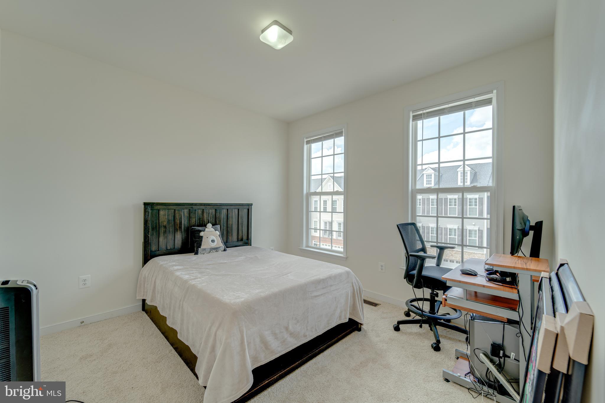 122 THRESHER LANE 22