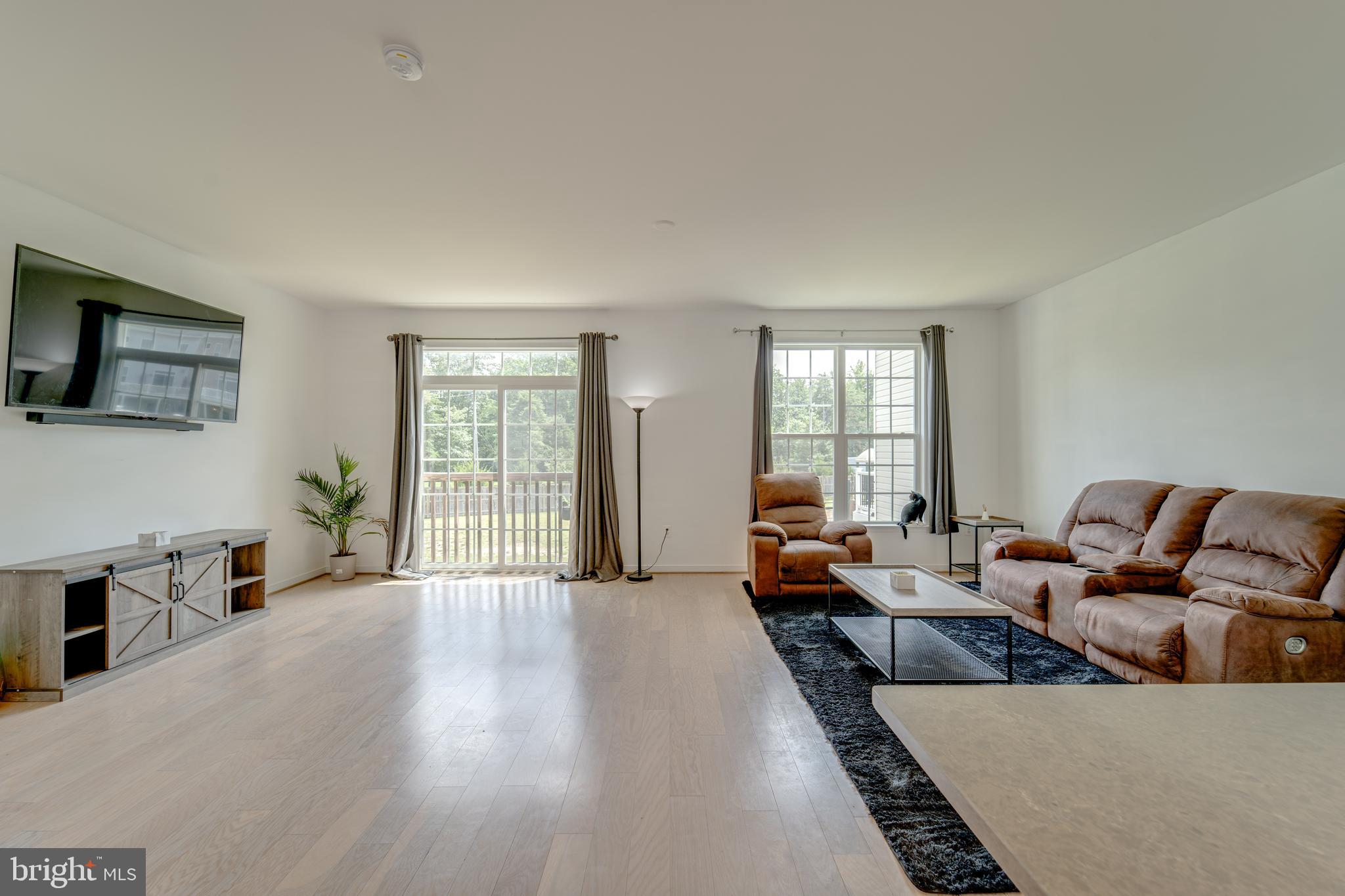 122 THRESHER LANE 22