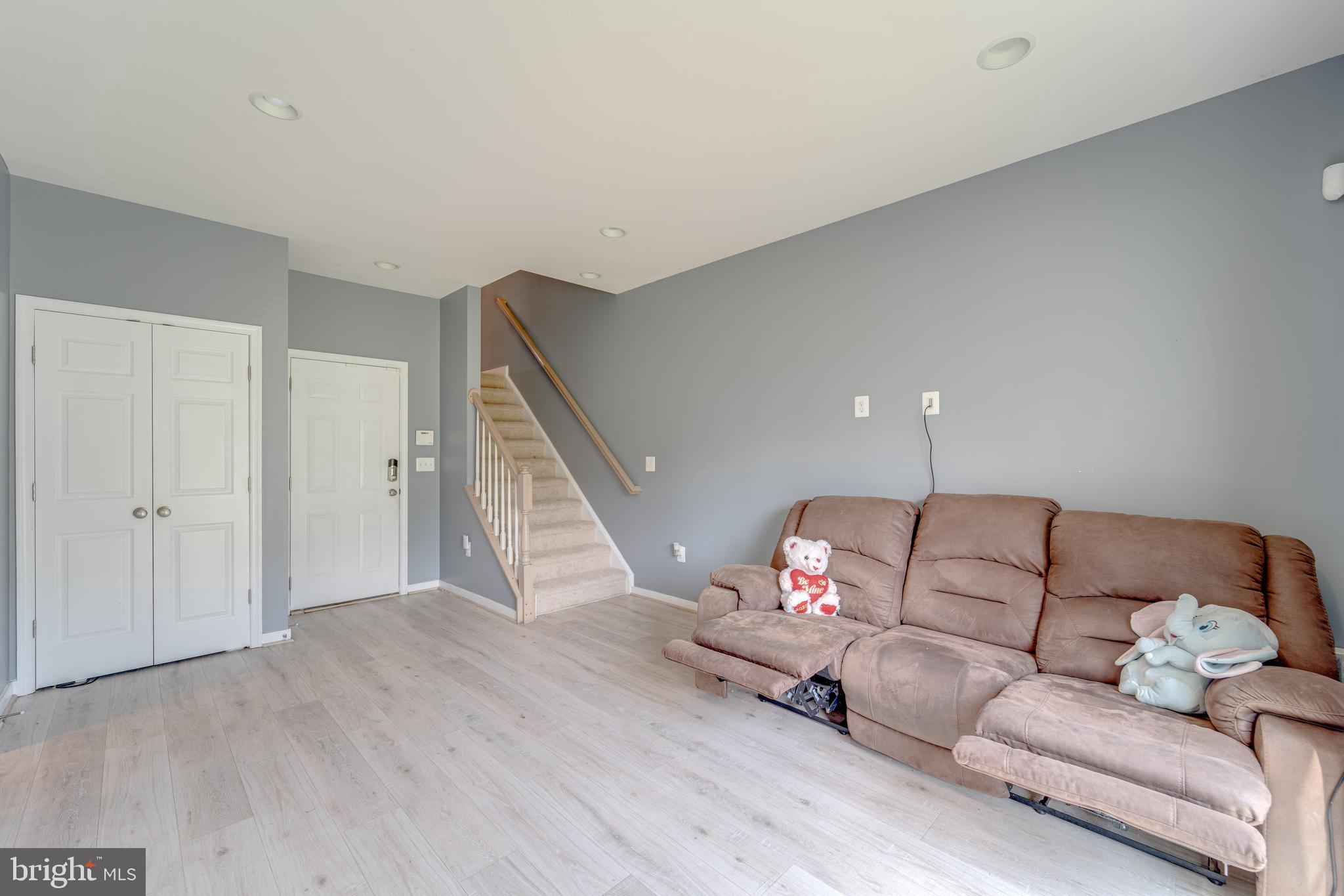 122 THRESHER LANE 22