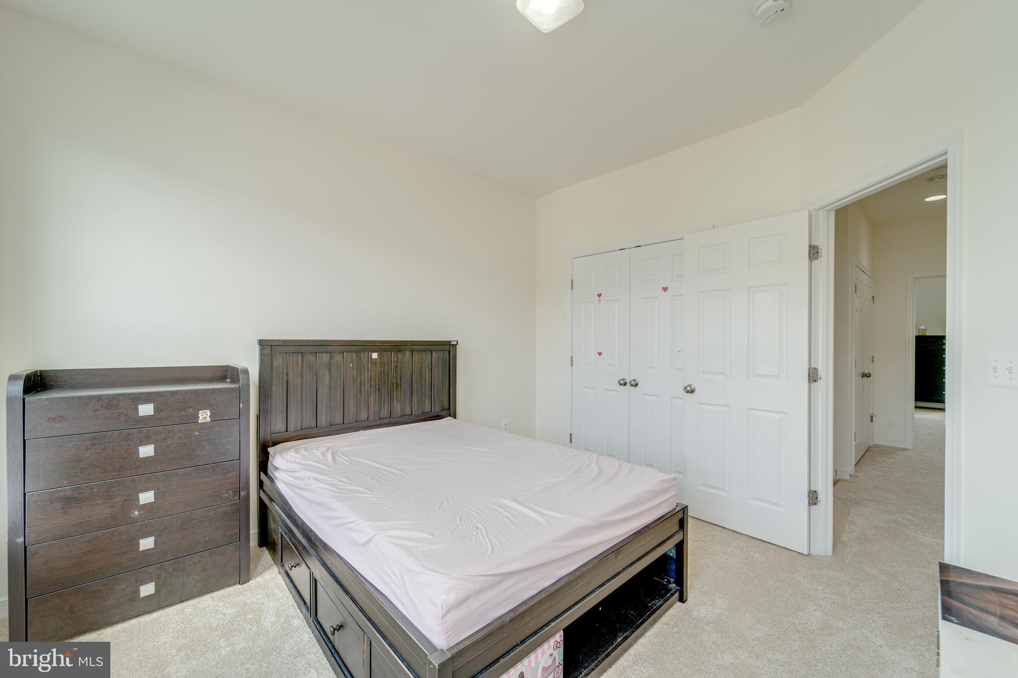 122 THRESHER LANE 22