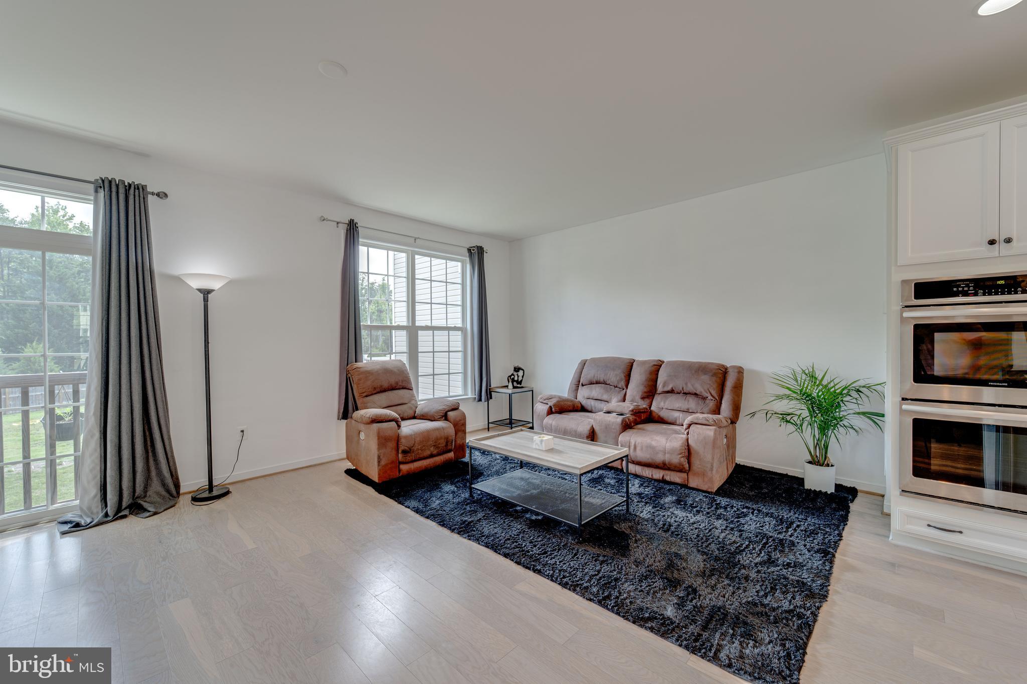 122 THRESHER LANE 22