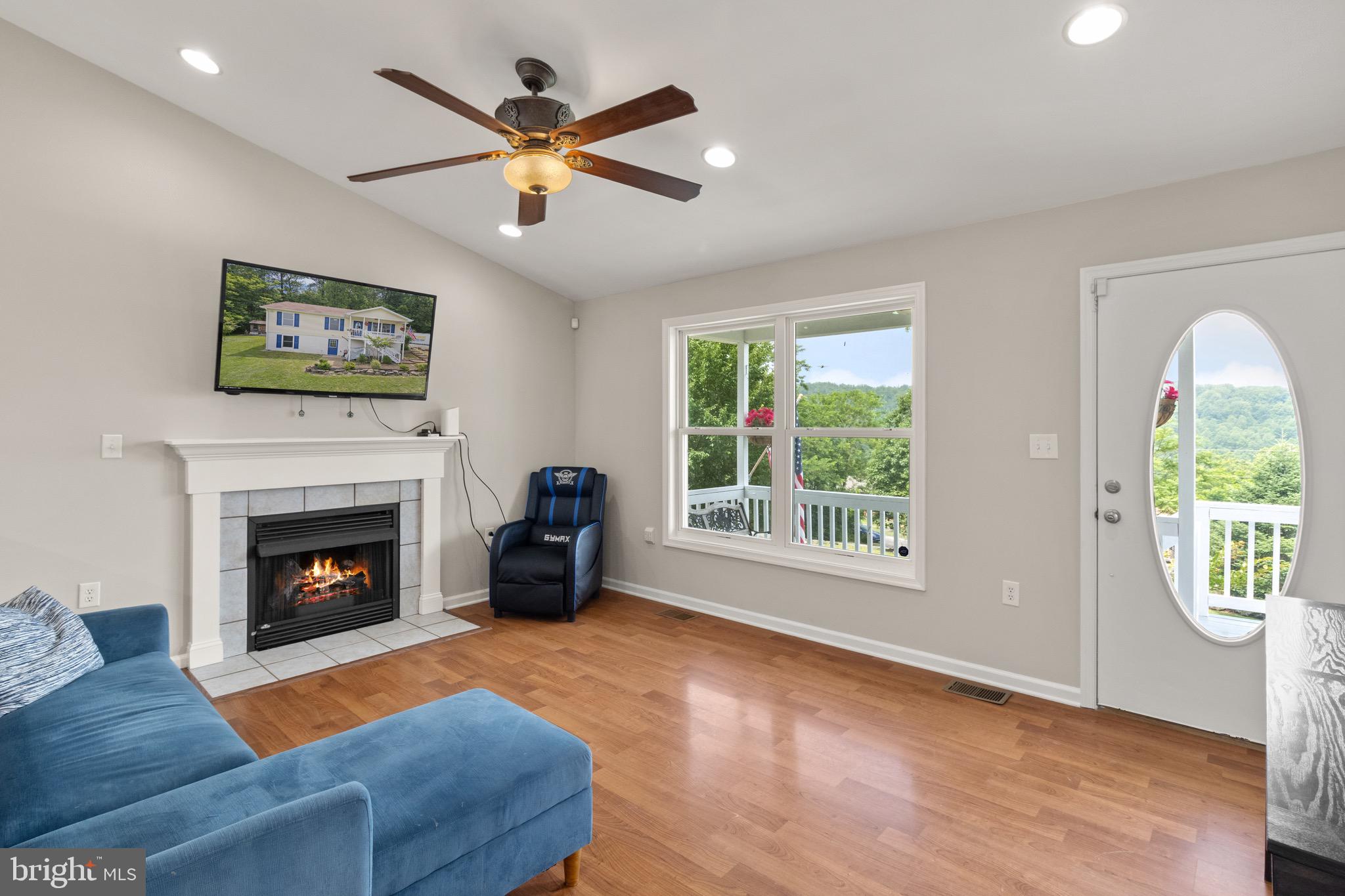 294 McDonalds Farm Rd