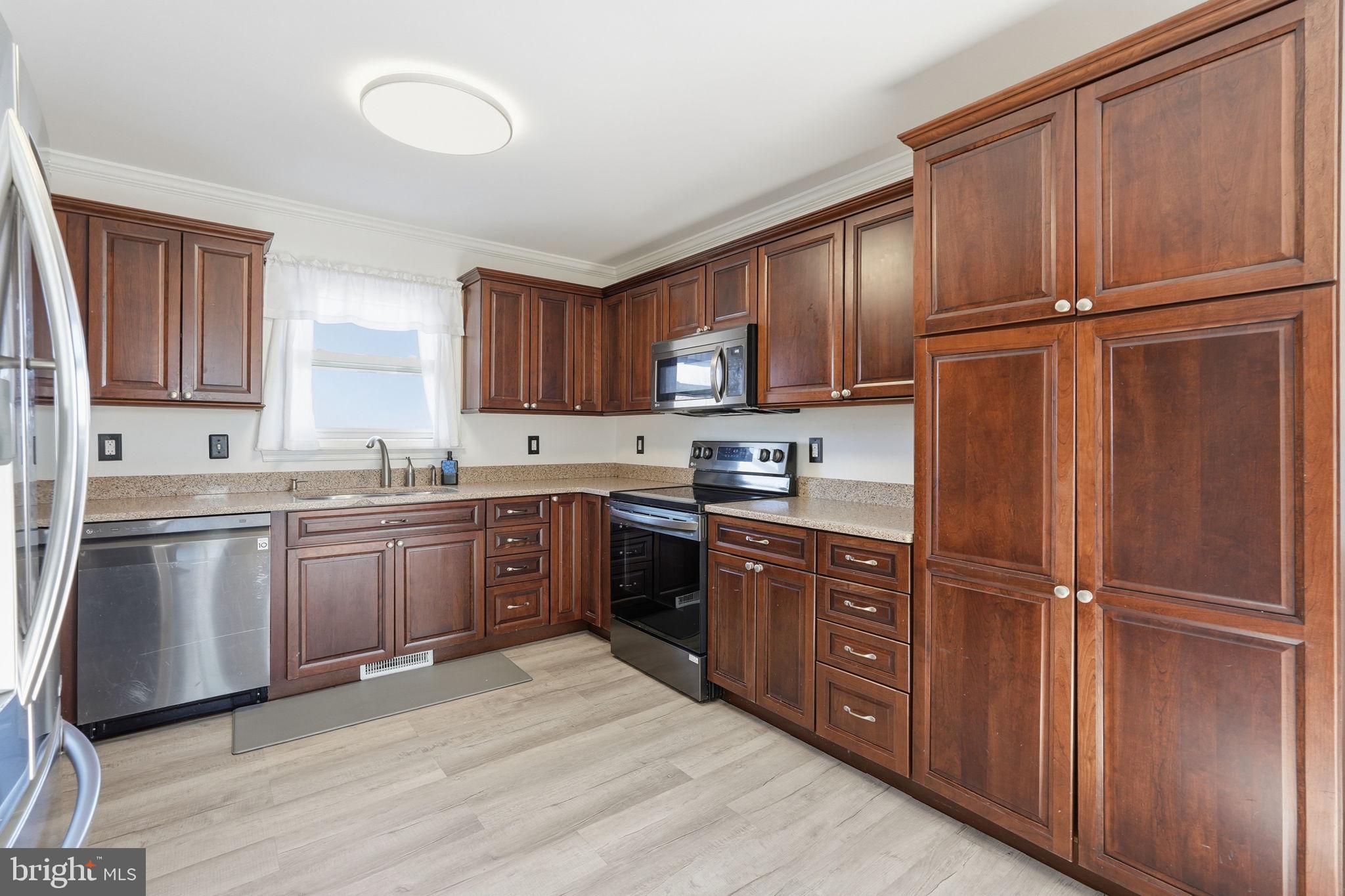 2723 FAIRGROUND ROAD