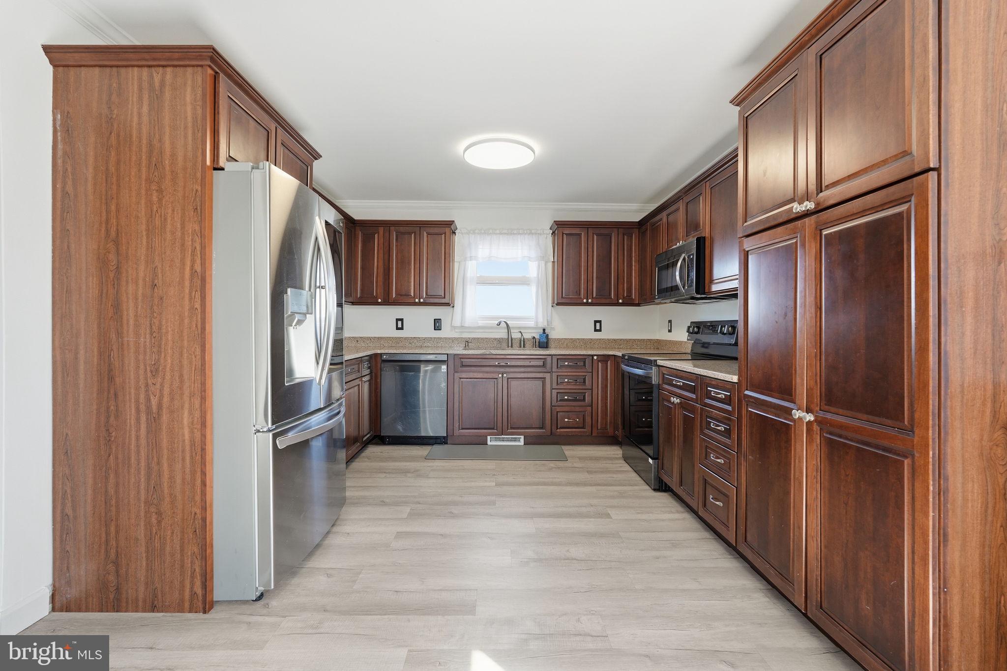 2723 FAIRGROUND ROAD