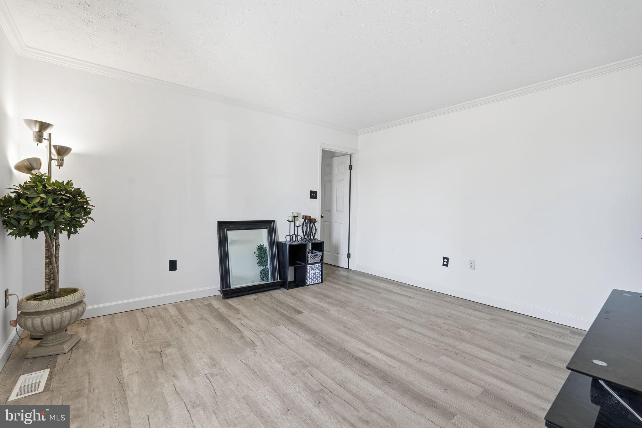 2723 FAIRGROUND ROAD