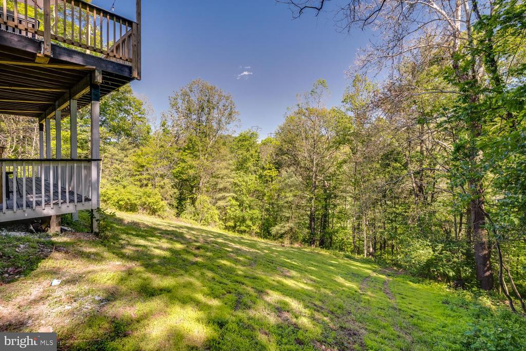276 DEERHAVEN ROAD