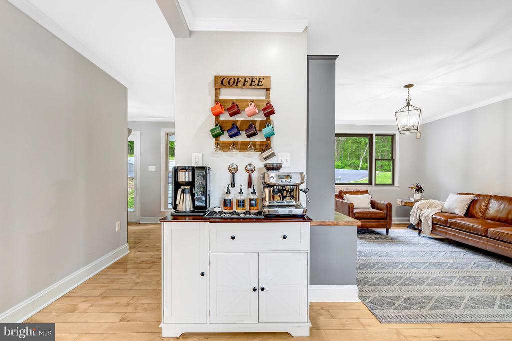 276 DEERHAVEN ROAD