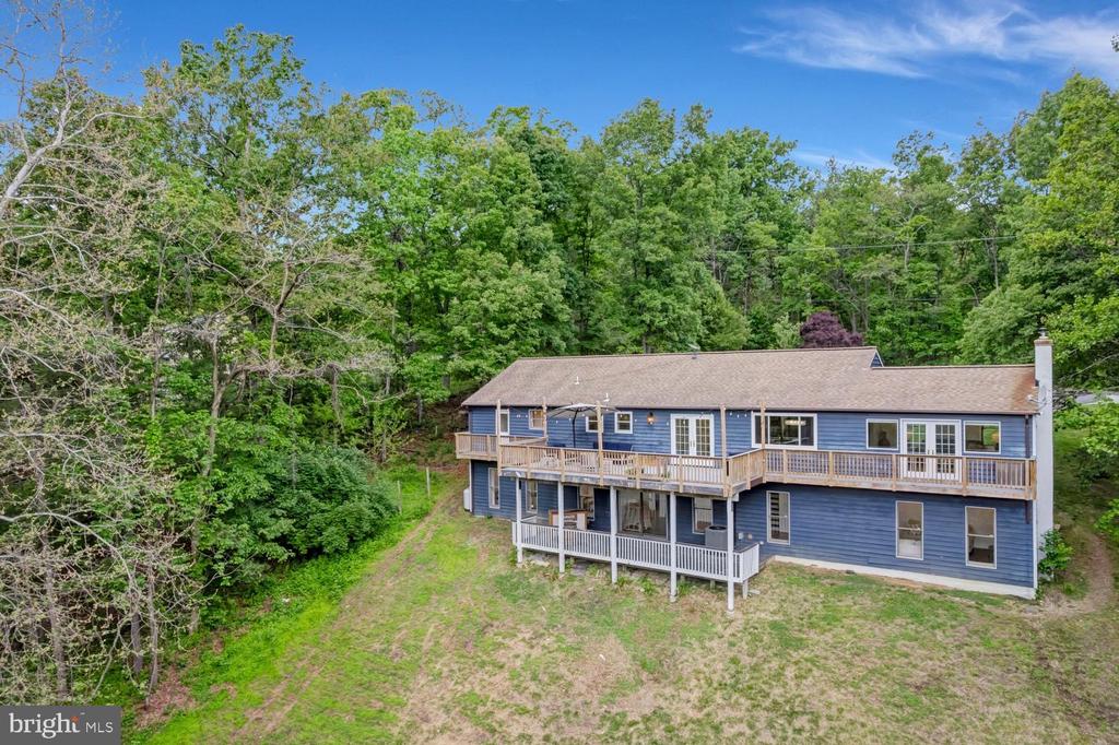 276 DEERHAVEN ROAD