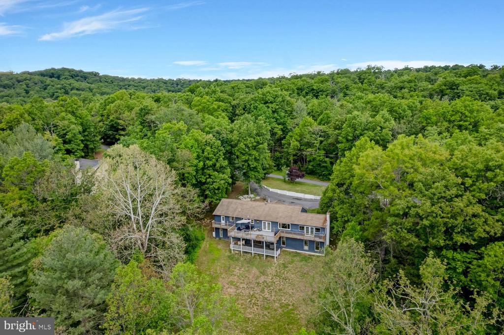 276 DEERHAVEN ROAD