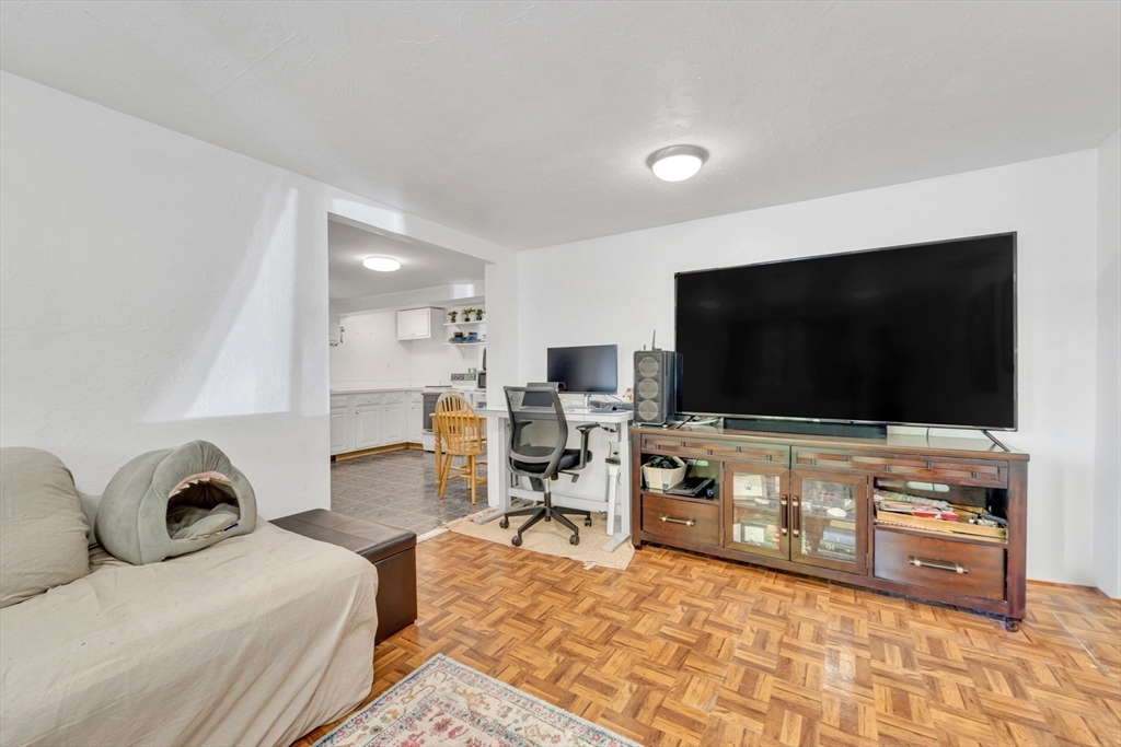 5 Benson Ave