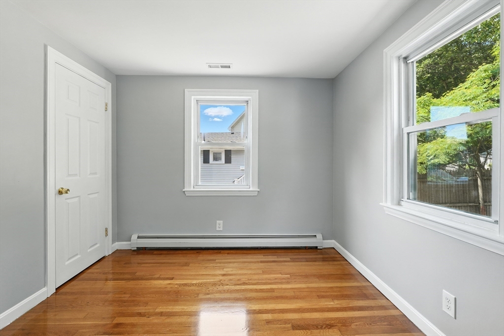 33 Park Rd
