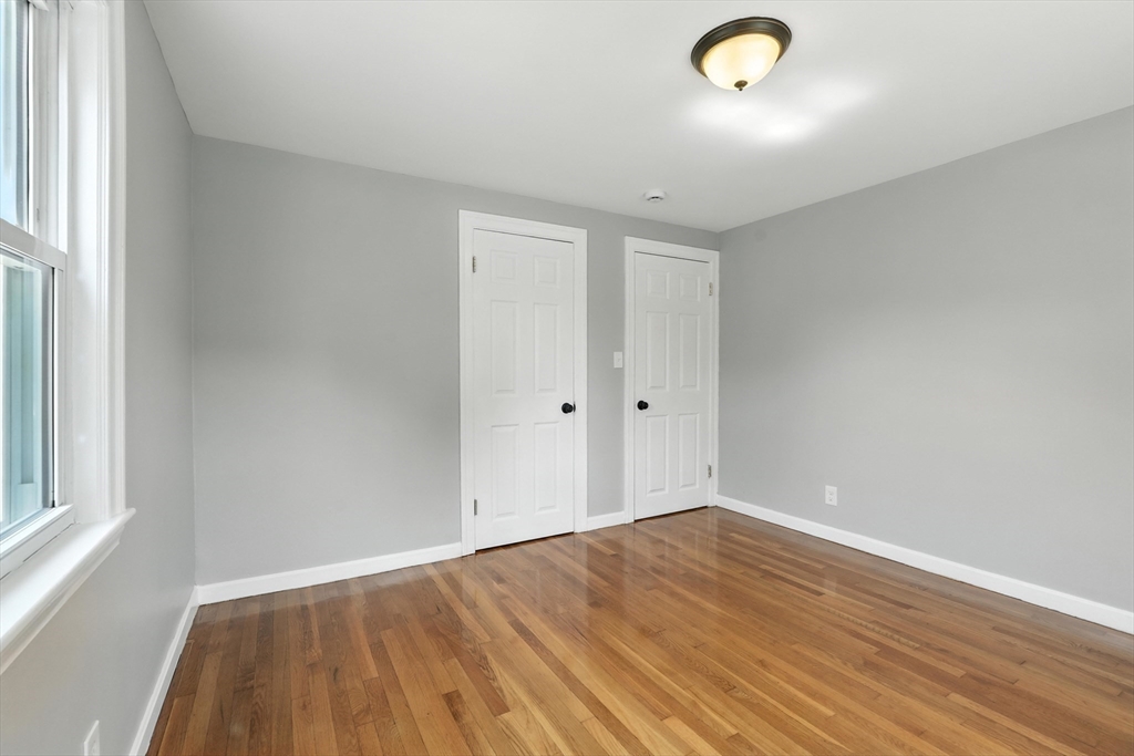 33 Park Rd