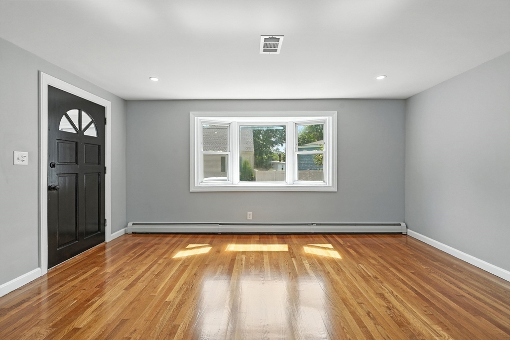 33 Park Rd