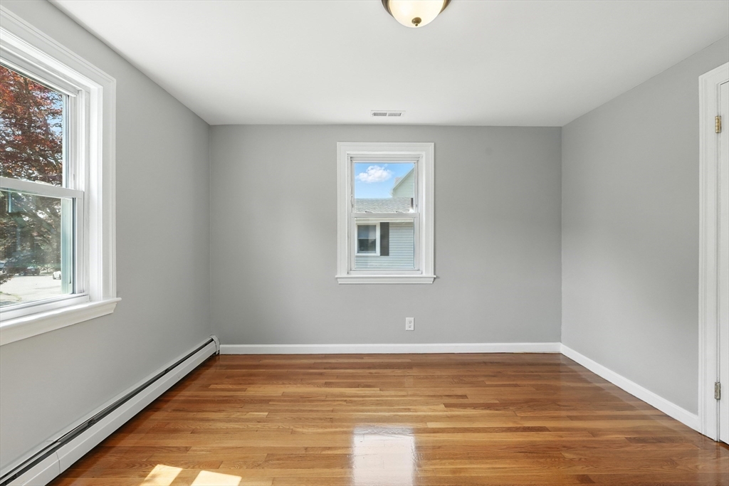 33 Park Rd