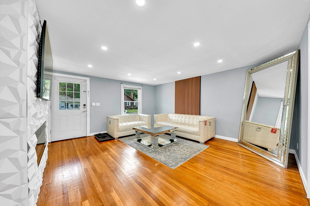 134 Ellsworth Ave