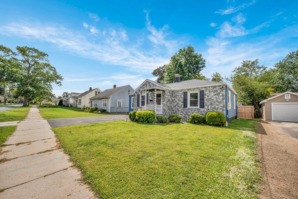 134 Ellsworth Ave