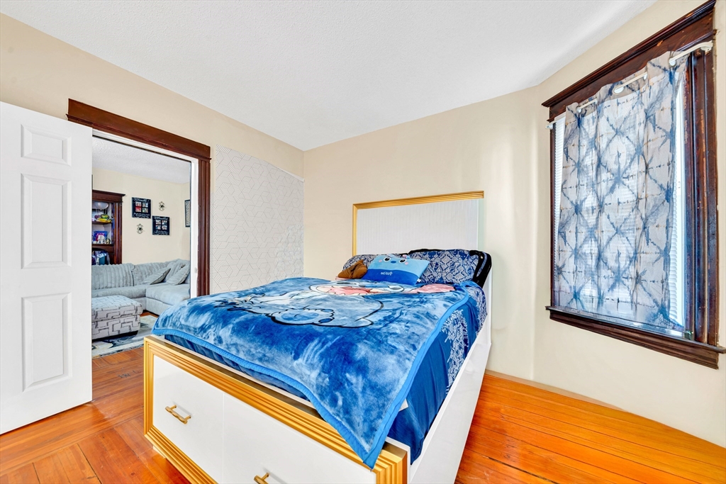 723-725 Carew St