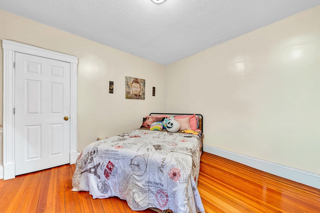 723-725 Carew St