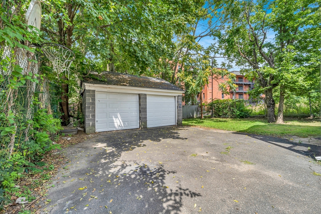 108 Marble St