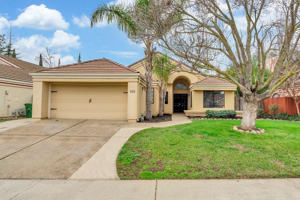 5101 Laguna Park Drive